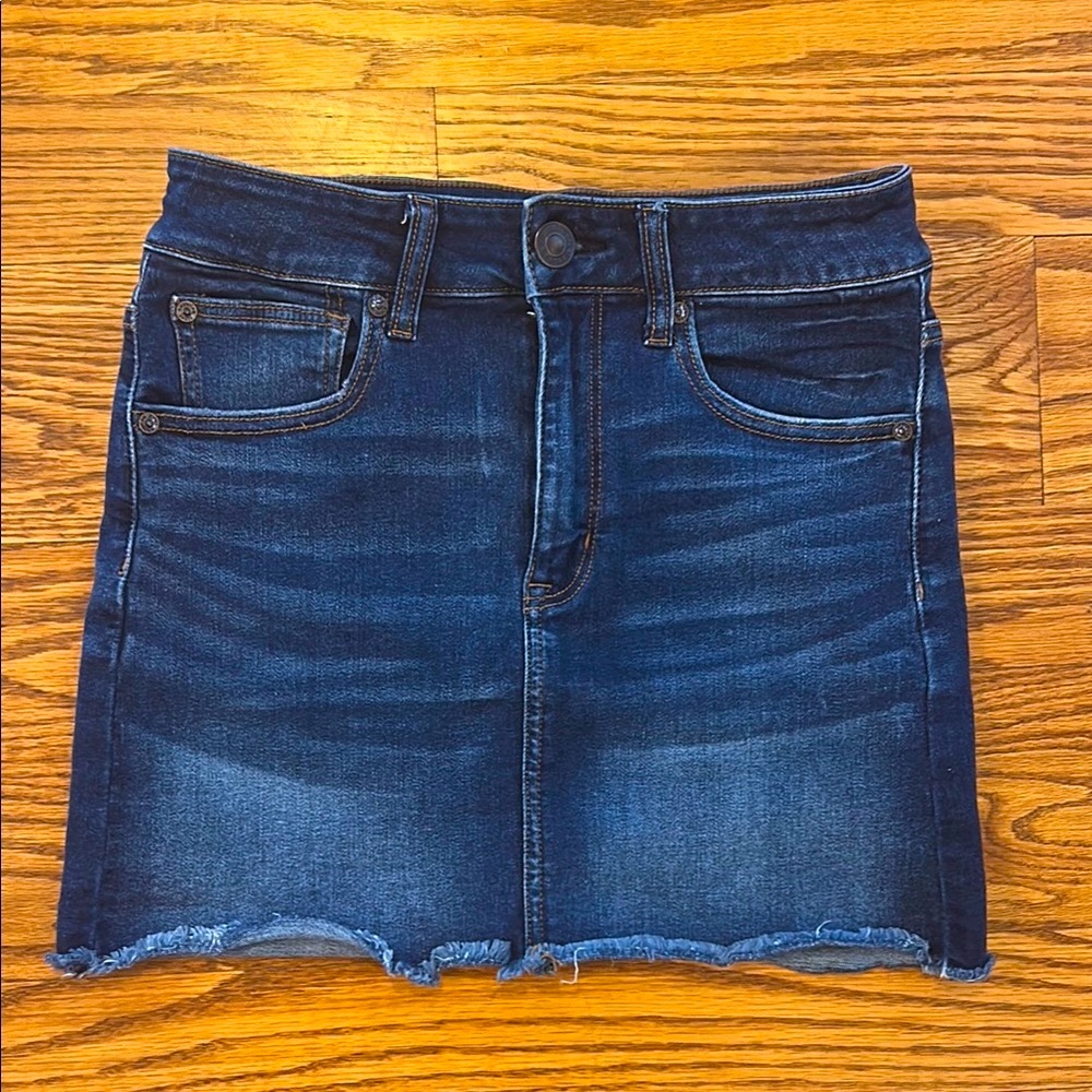 American Eagle Outfitters Dark Blue Mini Skirt!